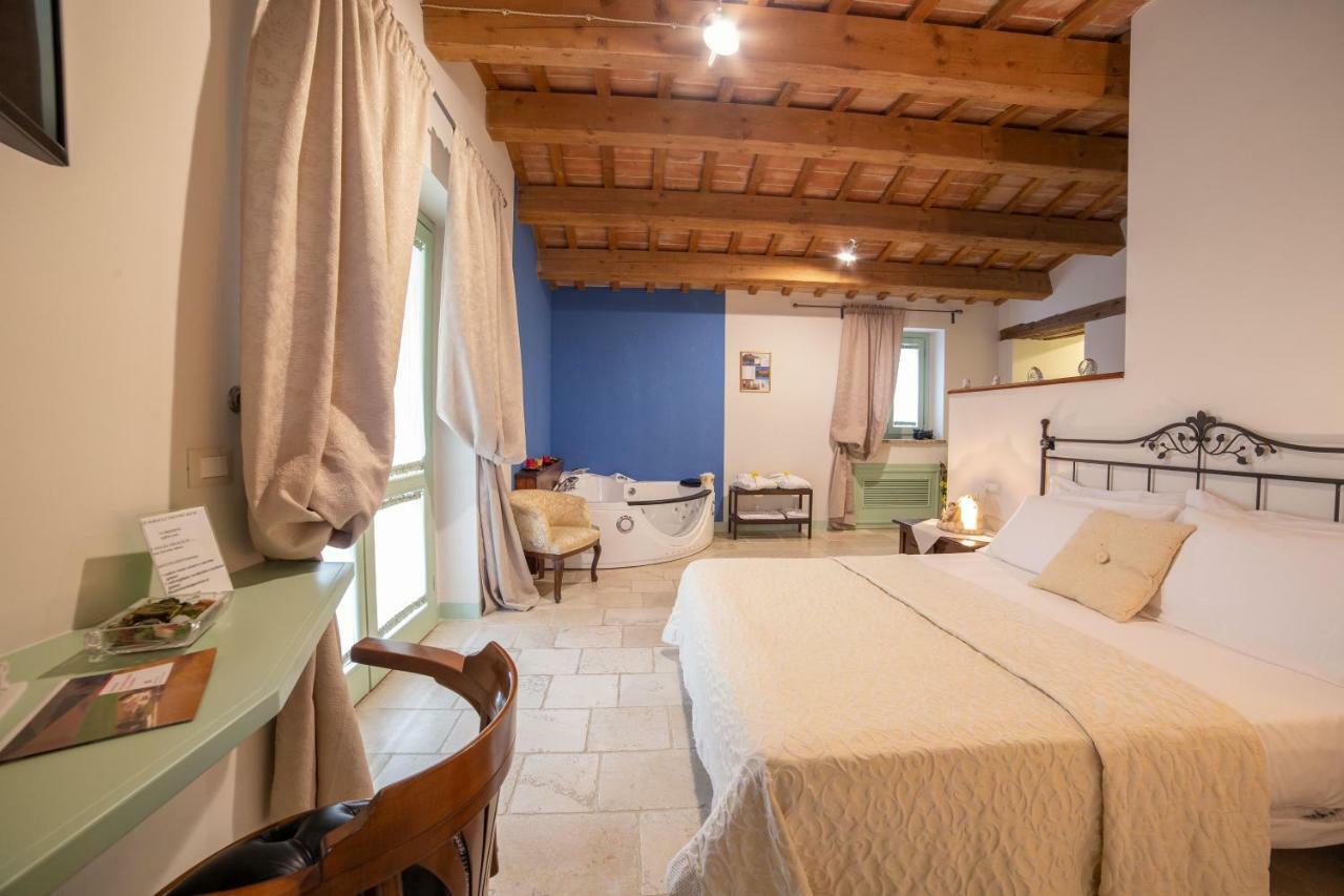Le Maracla Country House Jesi Zewnętrze zdjęcie