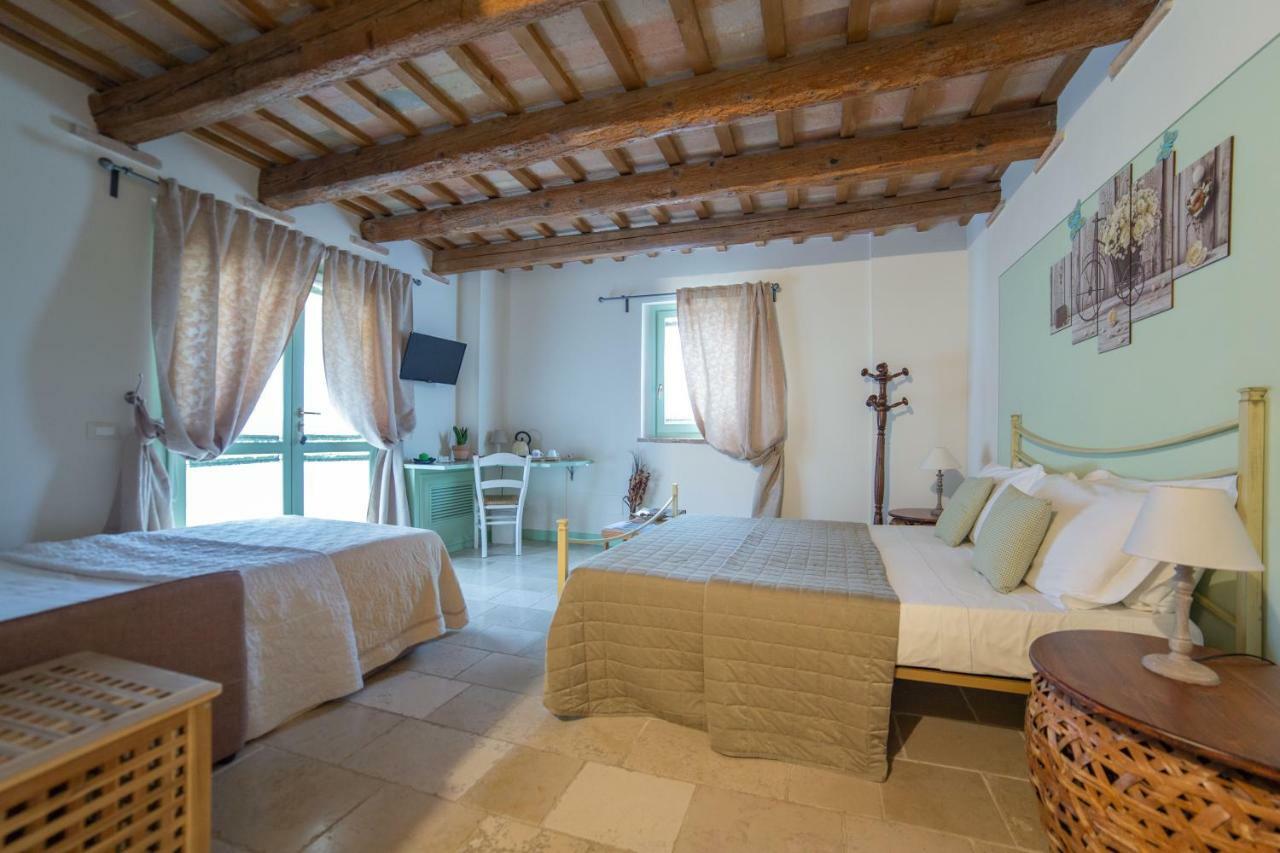 Le Maracla Country House Jesi Zewnętrze zdjęcie